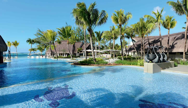 Ambre Hotel Mauritius Swimming Pool